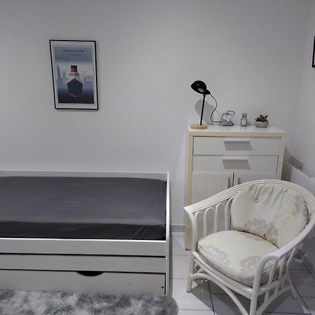 Charmant Studio Canape Lit Netflix Prime Video Dazn Wifi El Havre Exterior foto