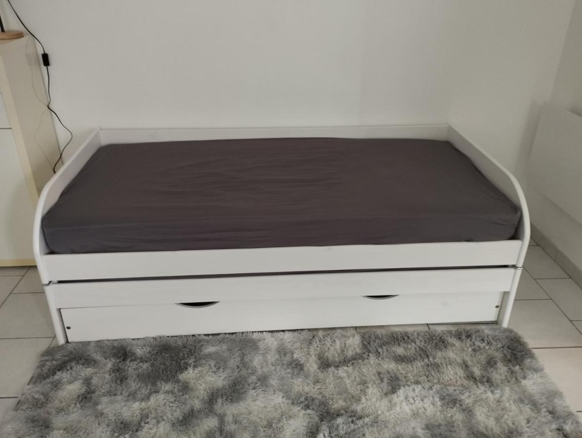 Charmant Studio Canape Lit Netflix Prime Video Dazn Wifi El Havre Exterior foto