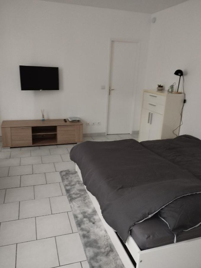 Charmant Studio Canape Lit Netflix Prime Video Dazn Wifi El Havre Exterior foto