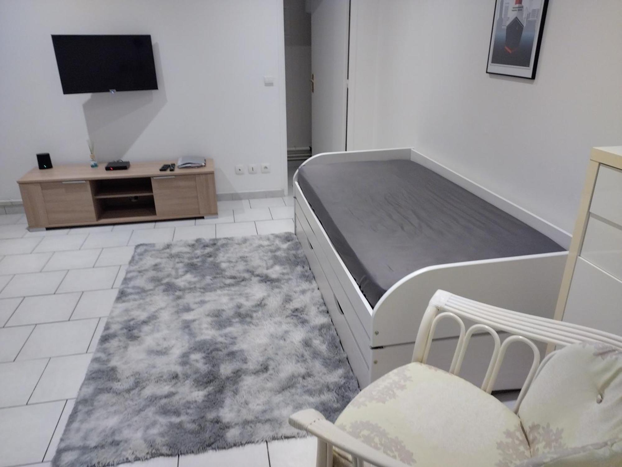 Charmant Studio Canape Lit Netflix Prime Video Dazn Wifi El Havre Exterior foto